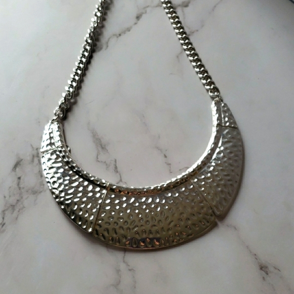 Taramanda Silvertone Pounded Textured Segmented Crescent Necklace & Earring Set - Picture 3 of 7